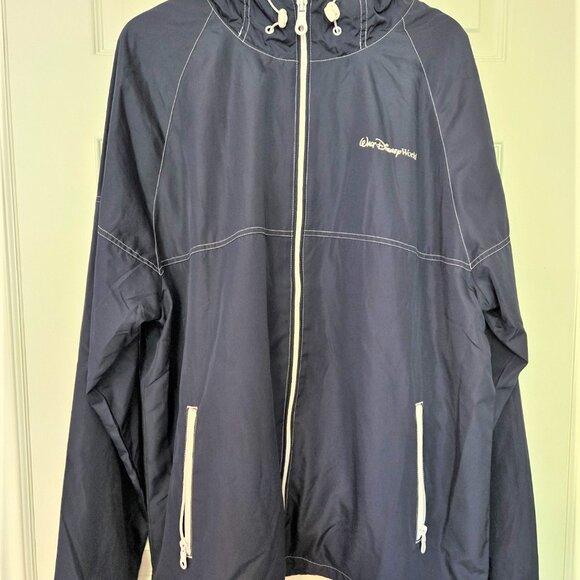 Mens XL Fully mesh lined hooded DISNEY windbreaker - Picture 1 of 10